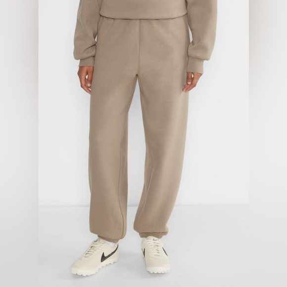 Aritzia Pants - Aritzia Taupe Wide-Leg Track Pants